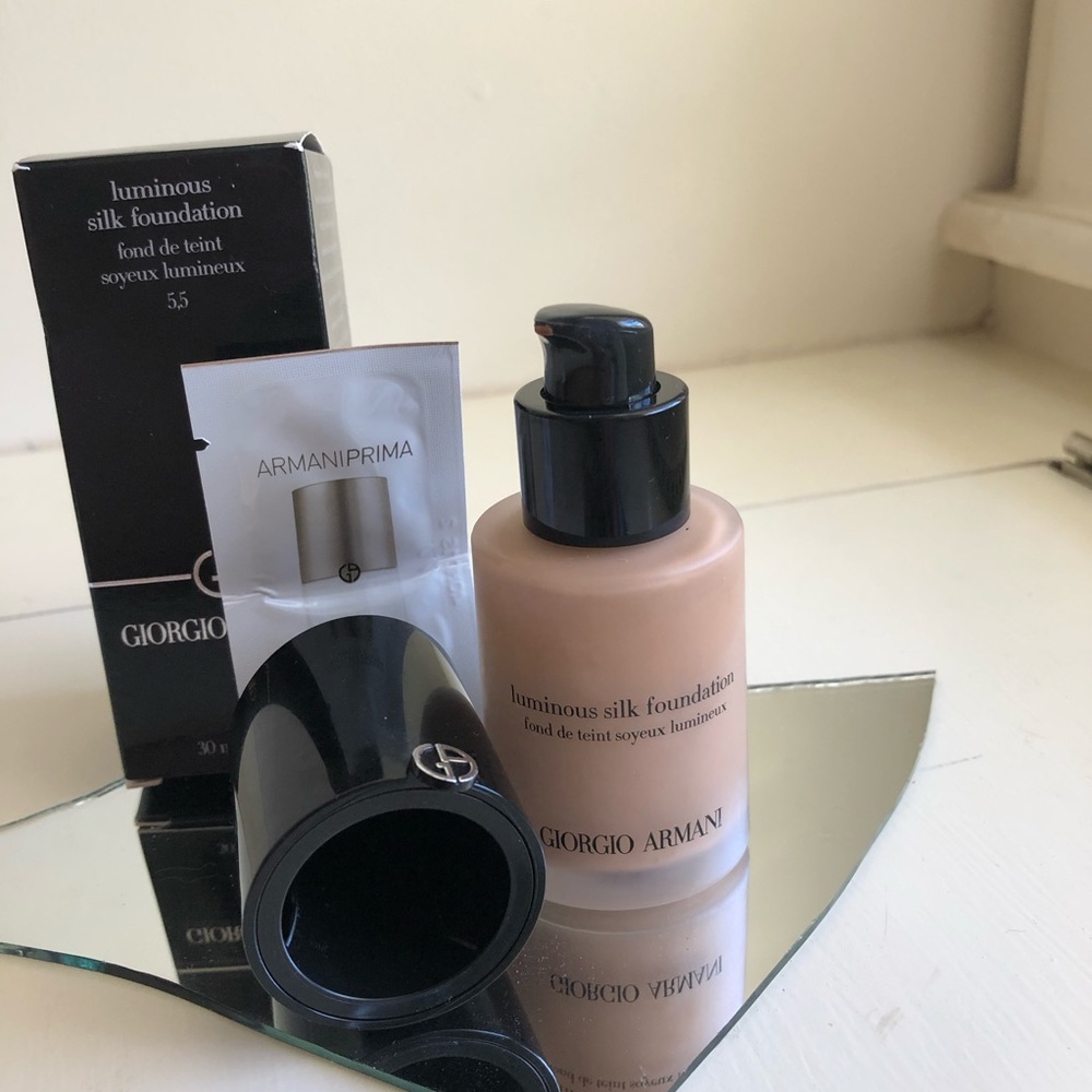 Giorgio Armani Luminous Silk Foundation
